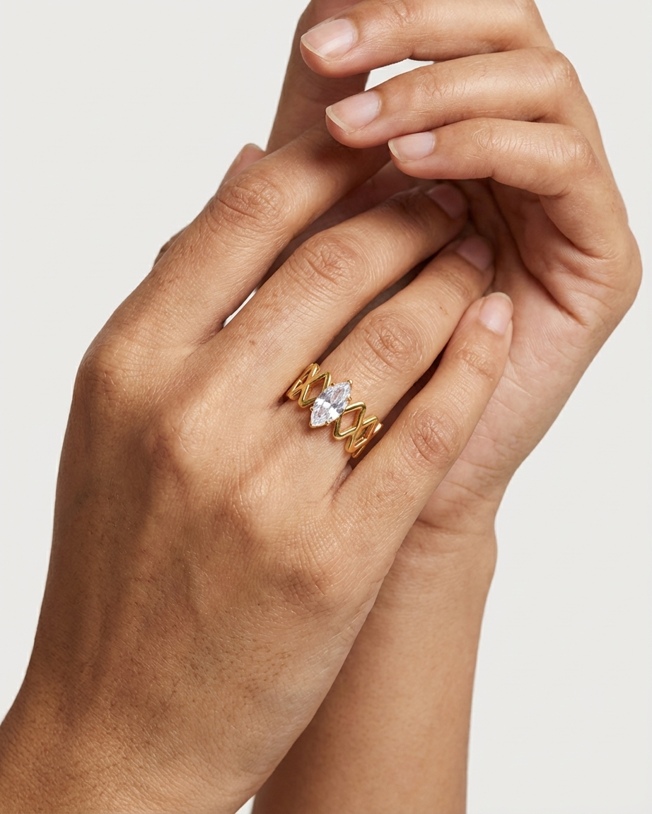 The Luxe Crown Ring