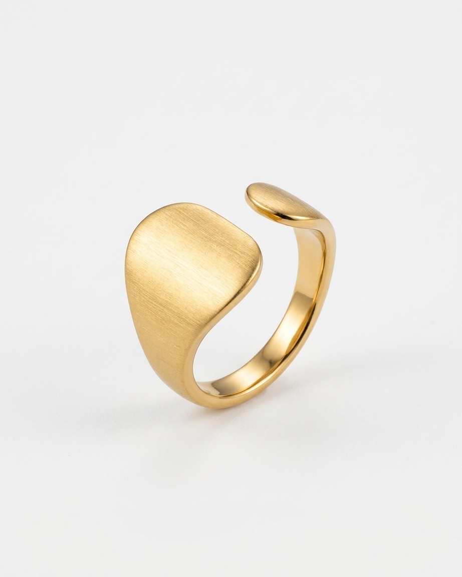 the imperial cuff ring 18K gold plated stainless steel 