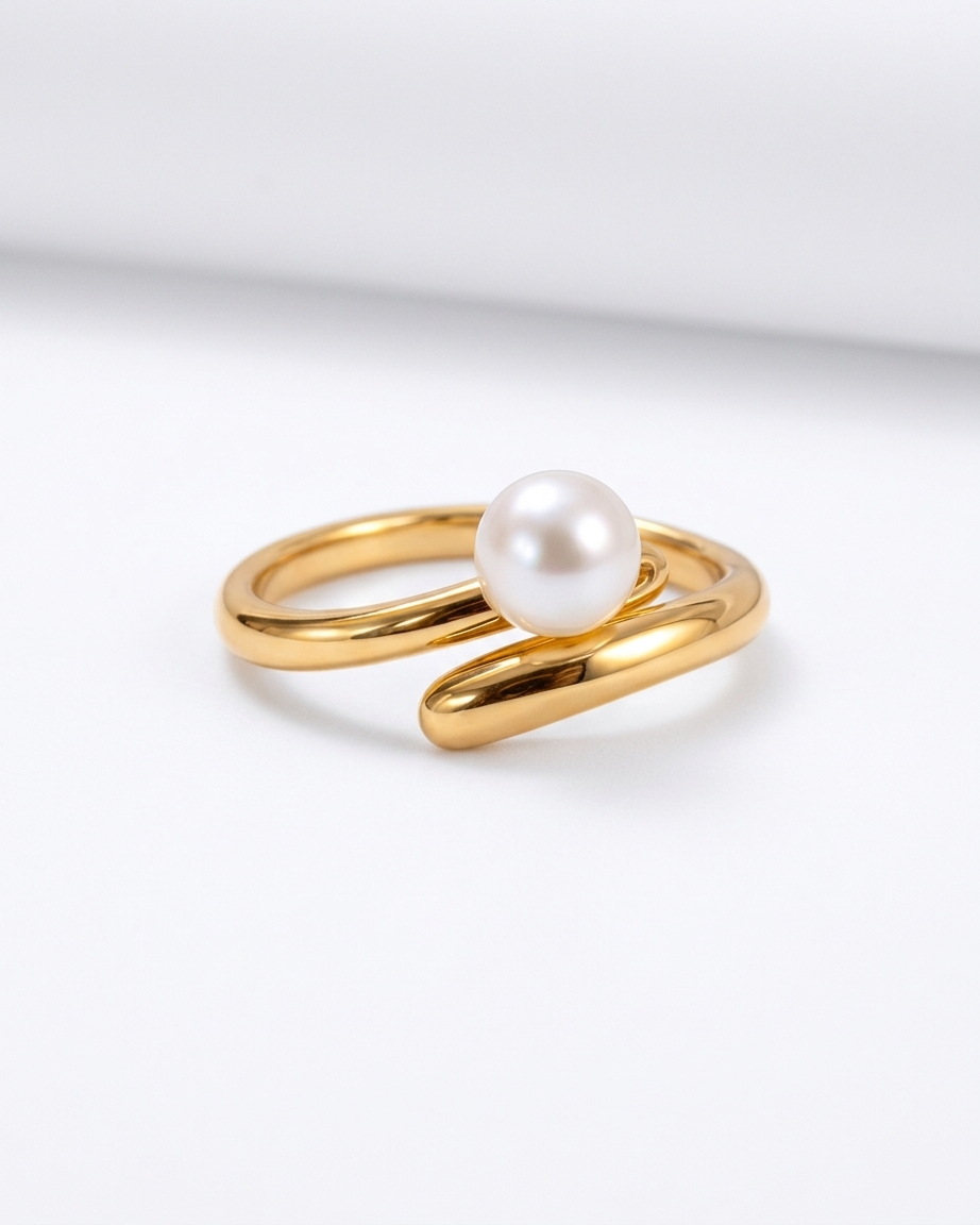 the luna pearl ring 18K gold plated stainless steel finger ring