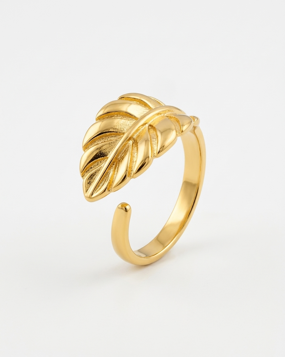 the lunera leaf ring 18K gold plated stainless steel 