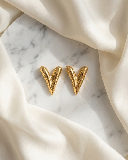 the royal heart earring 18k gold plated stainless steel earring